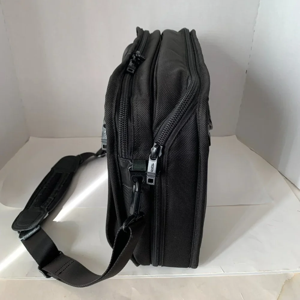 Tumi Alpha Ballistic Briefcase Laptop Computer Bag Expandable Organizer 26132DH